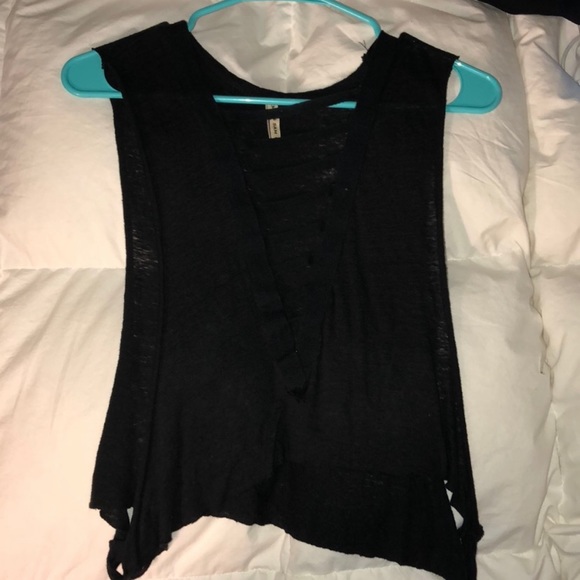 LF crop top - Picture 3 of 4